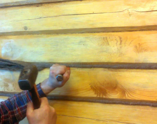 Конопатка домов из профилированного бруса "Эконом"